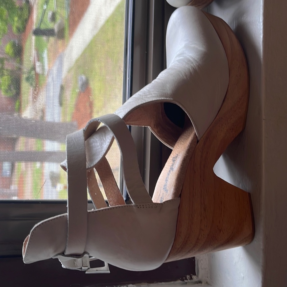 Free People Cedar clogs